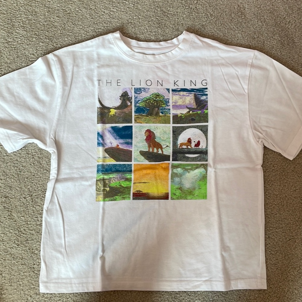 The Lion King T-Shirt Size Large